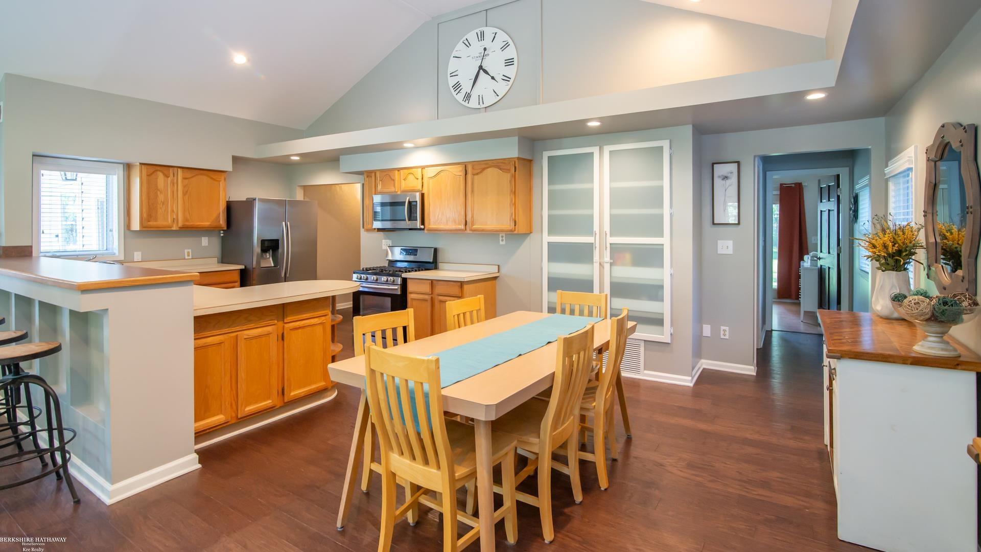 2540 Frankson Avenue Rochester, MI 48307 - Photo 18 of 37 50117180-17.JPG
