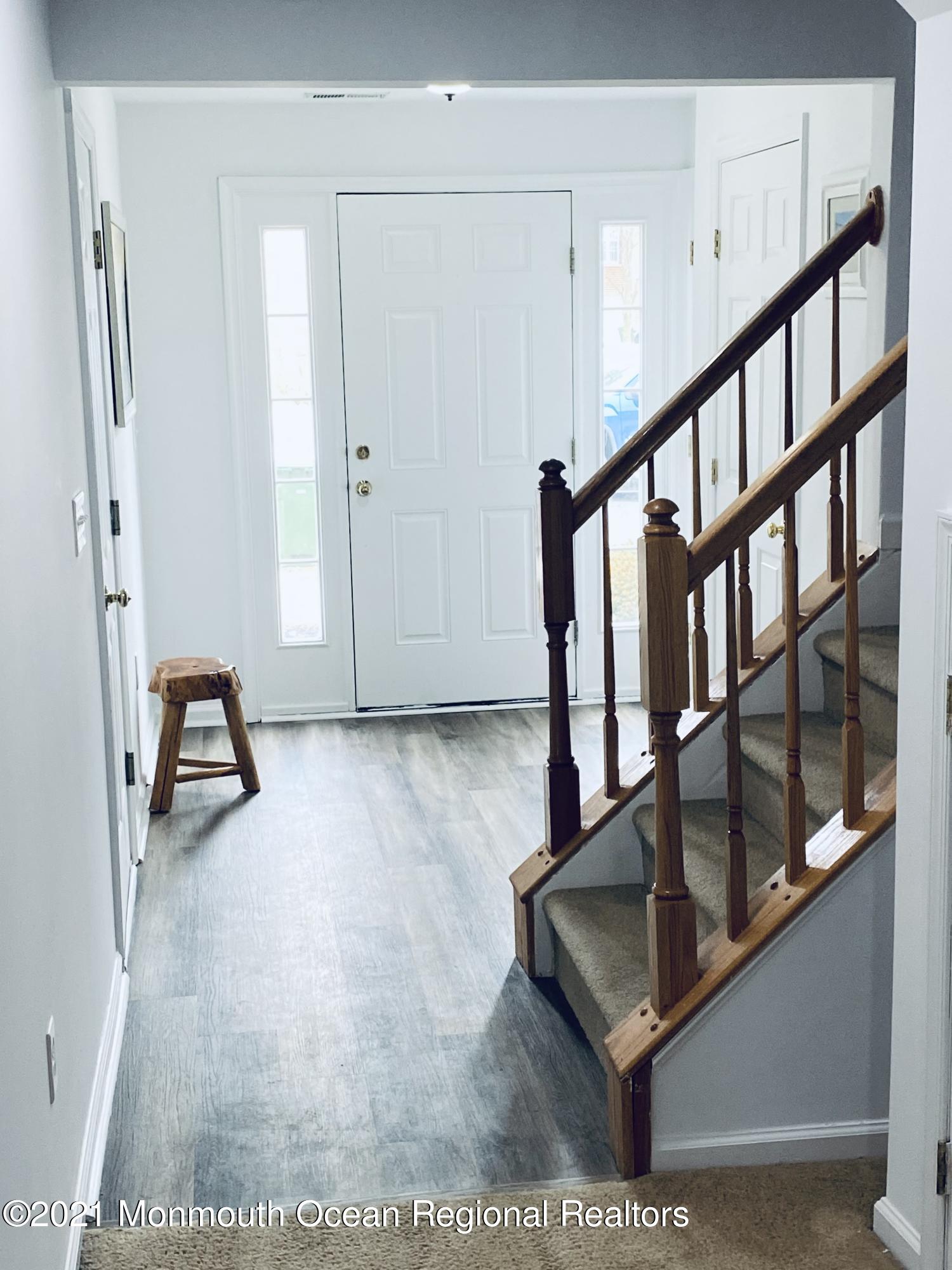 51 Abby Road Farmingdale, NJ 07727 - Photo 2 of 30 IMG-0160