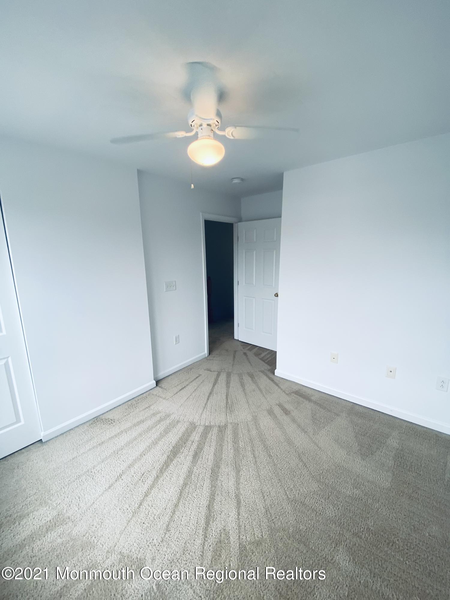 51 Abby Road Farmingdale, NJ 07727 - Photo 19 of 30 IMG-0272
