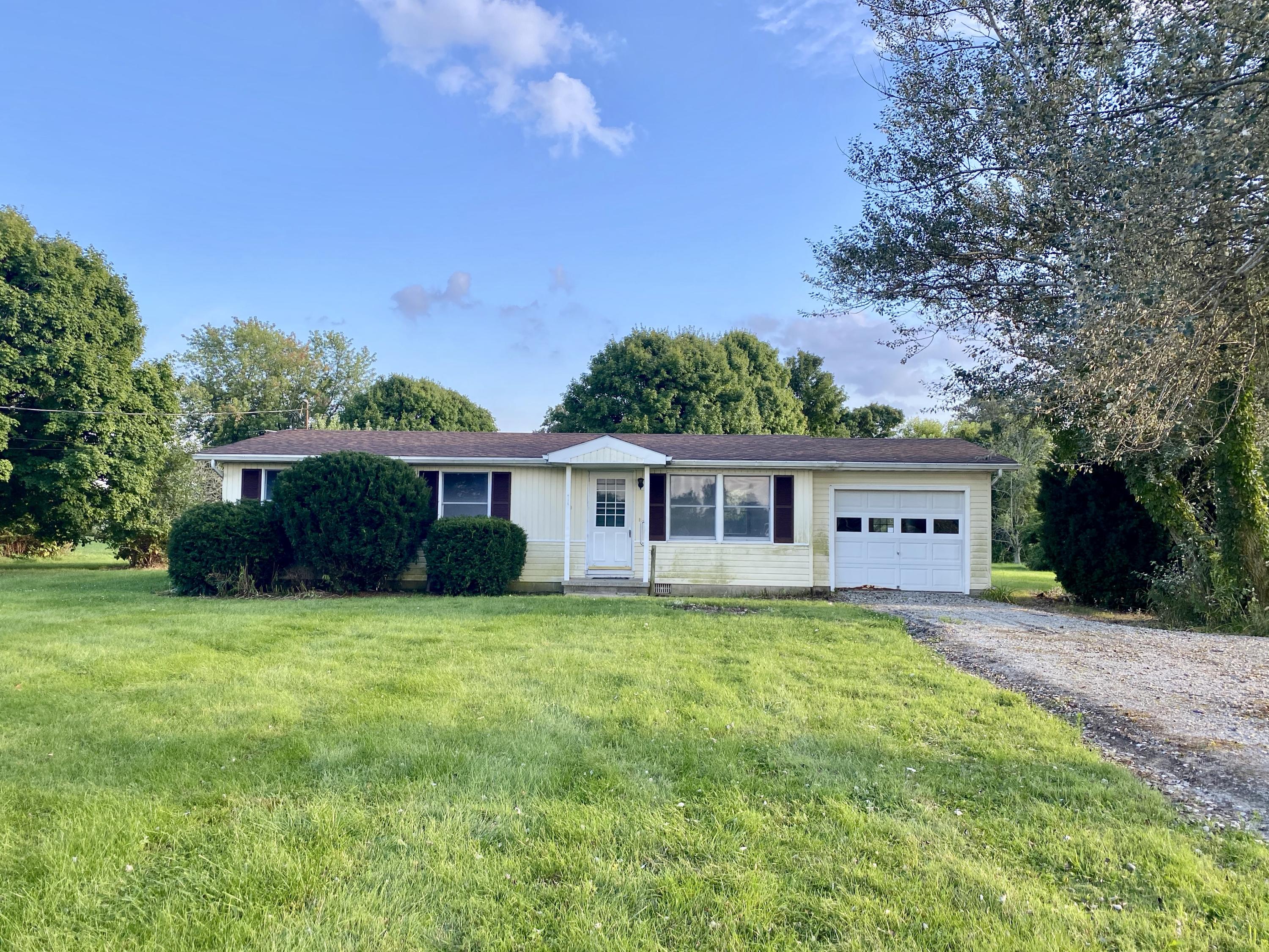 4125 East Pitchin Road Springfield, OH 45502 - Photo 1 of 15