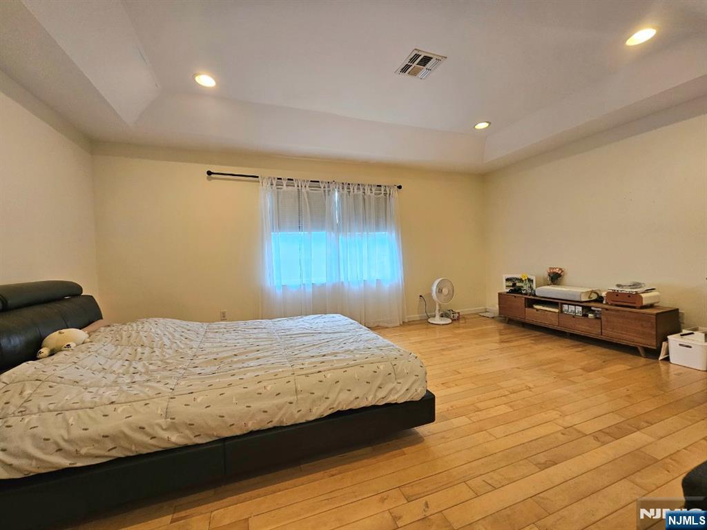 183 Tenafly Road Tenafly, NJ 07670 - Photo 21 of 28