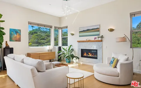 $4,250,000 | 5787 Calpine Drive, Malibu, CA 90265