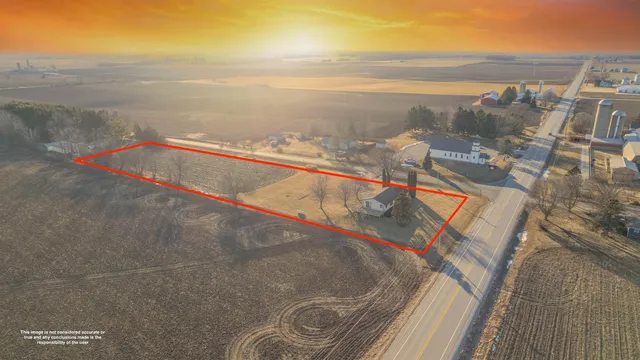 $425,000 | N12086 North Parish Road, Markesan, WI 53946