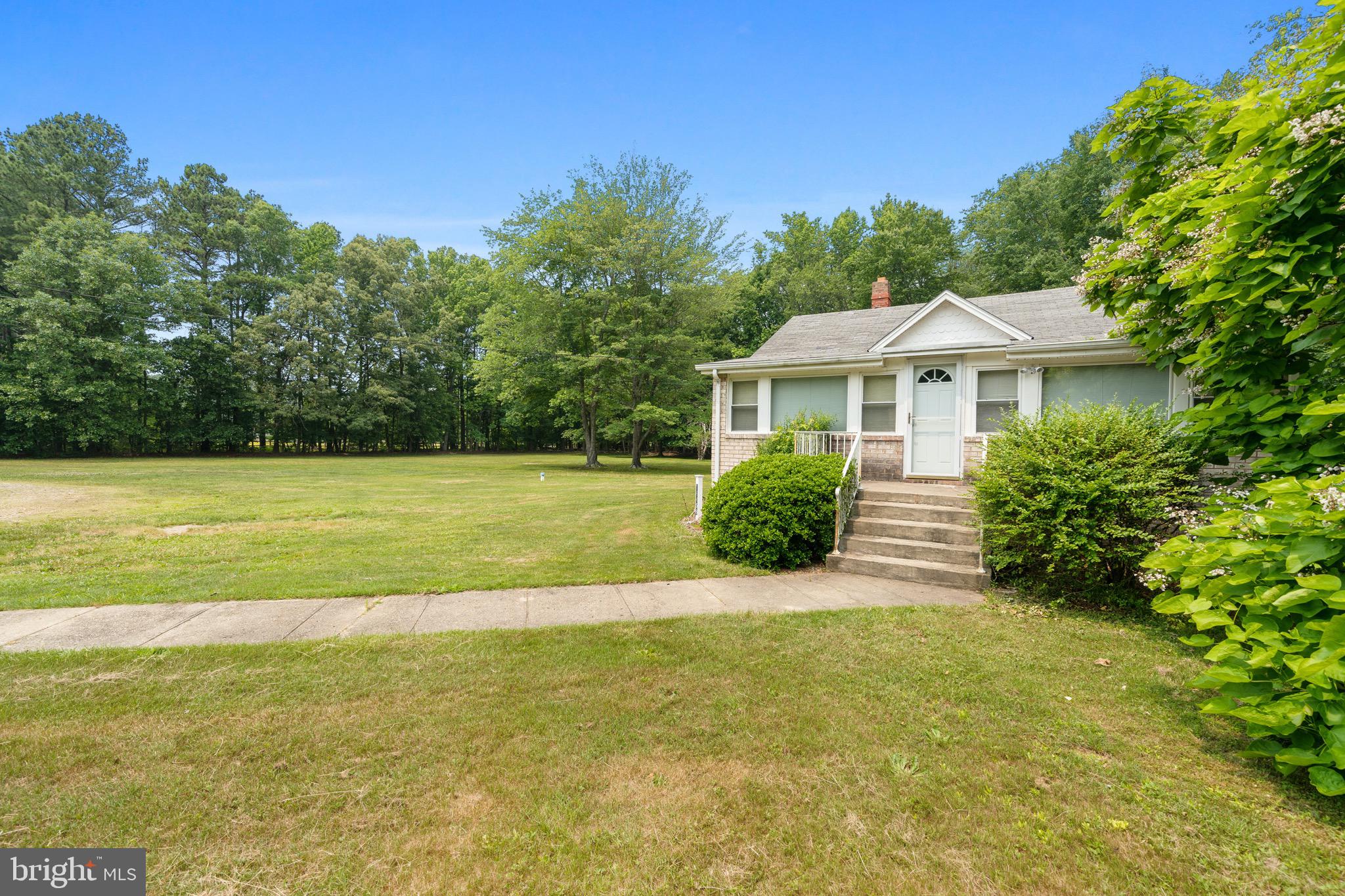 16458 Rock Point Road Newburg, MD 20664 - Photo 3 of 26 Gallery Image 3
