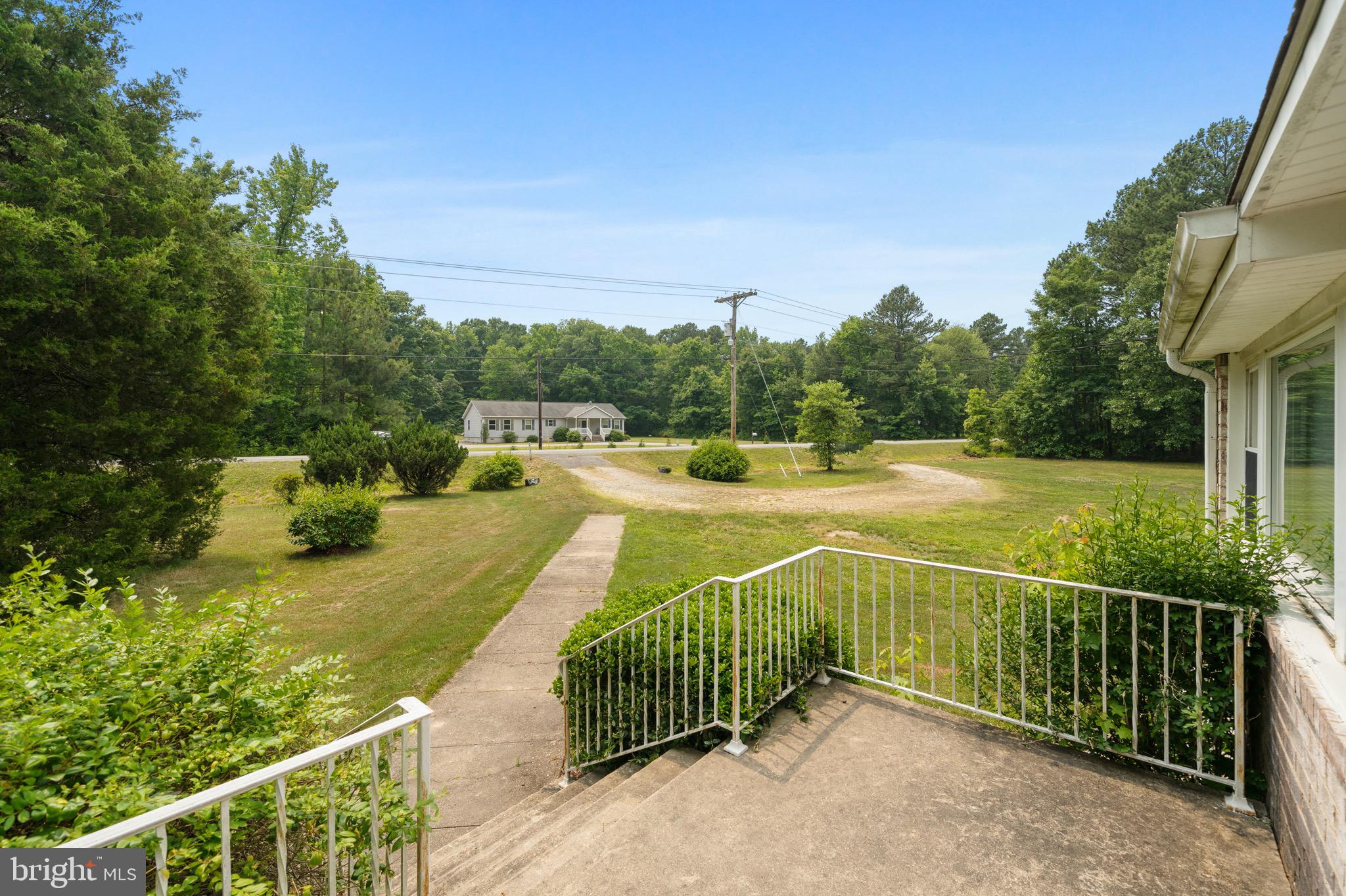 16458 Rock Point Road Newburg, MD 20664 - Photo 4 of 26 Gallery Image 4