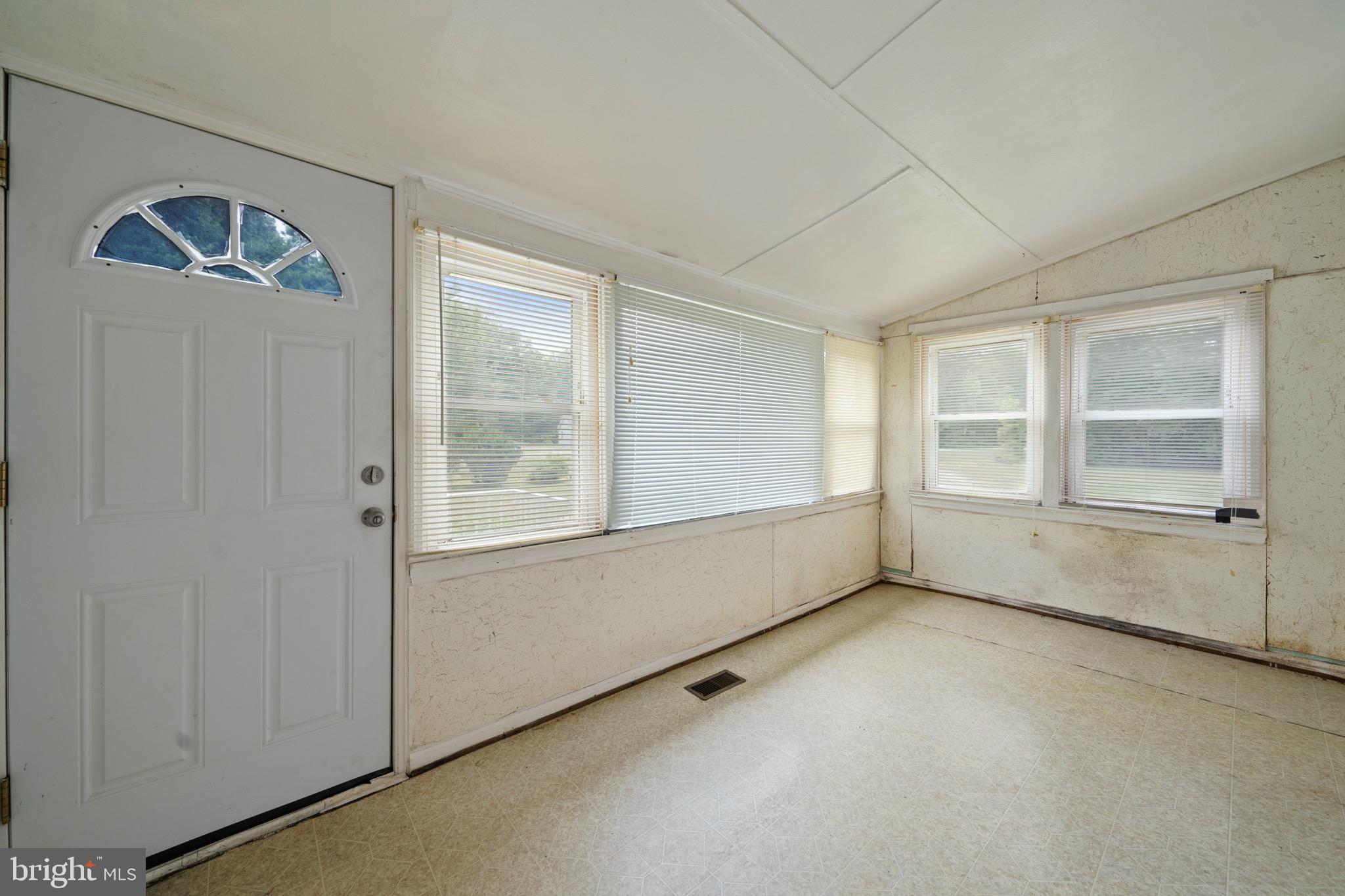 16458 Rock Point Road Newburg, MD 20664 - Photo 10 of 26 Gallery Image 10
