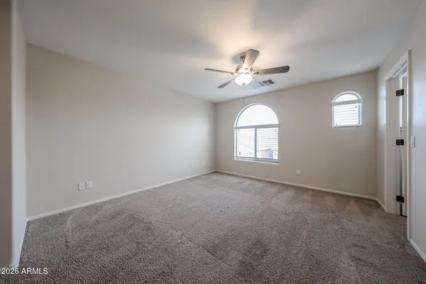 a view of empty room with window