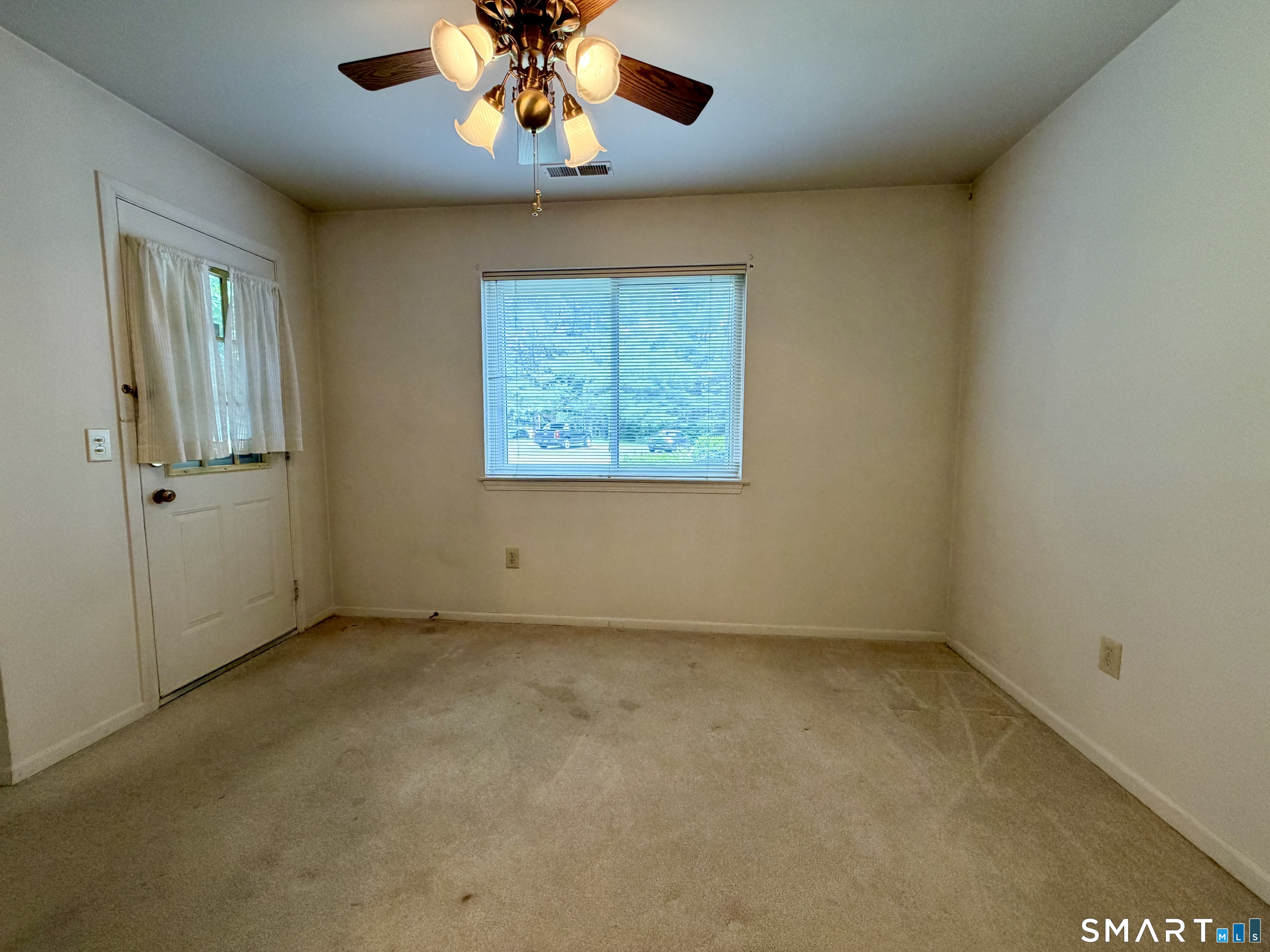 210 Windgate Circle, Unit A Monroe, CT 06468 - Photo 7 of 18