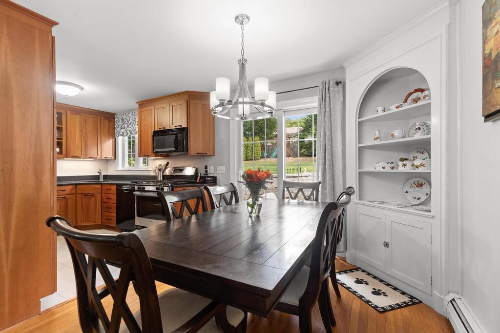 1063 Main Street Reading, MA 01867 - Photo 8 of 31 Gallery Image 8