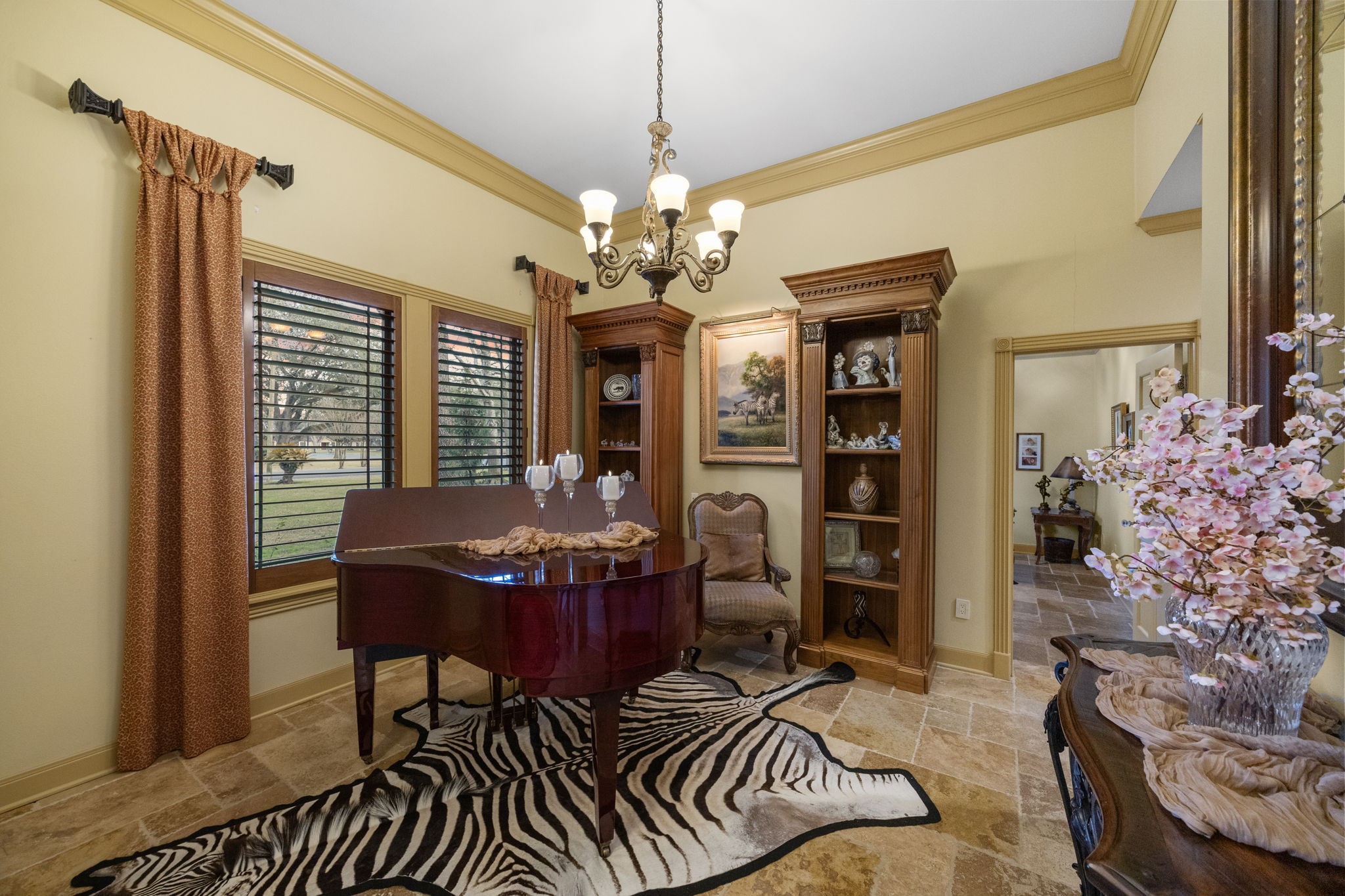 1524 Travis Street Columbus, TX 78934 - Photo 4 of 22