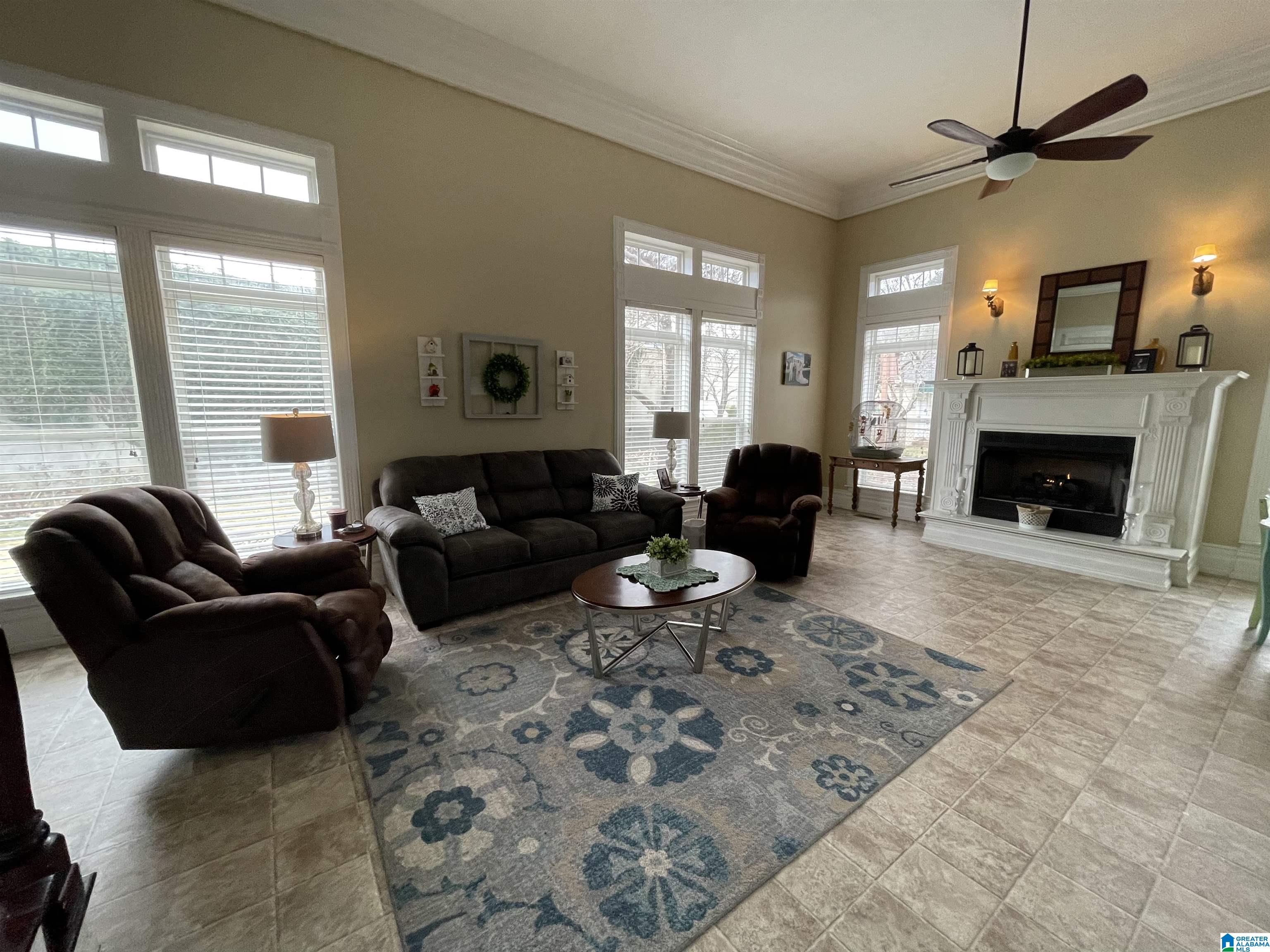 407 6th Street North Clanton, AL 35045 - Photo 15 of 49