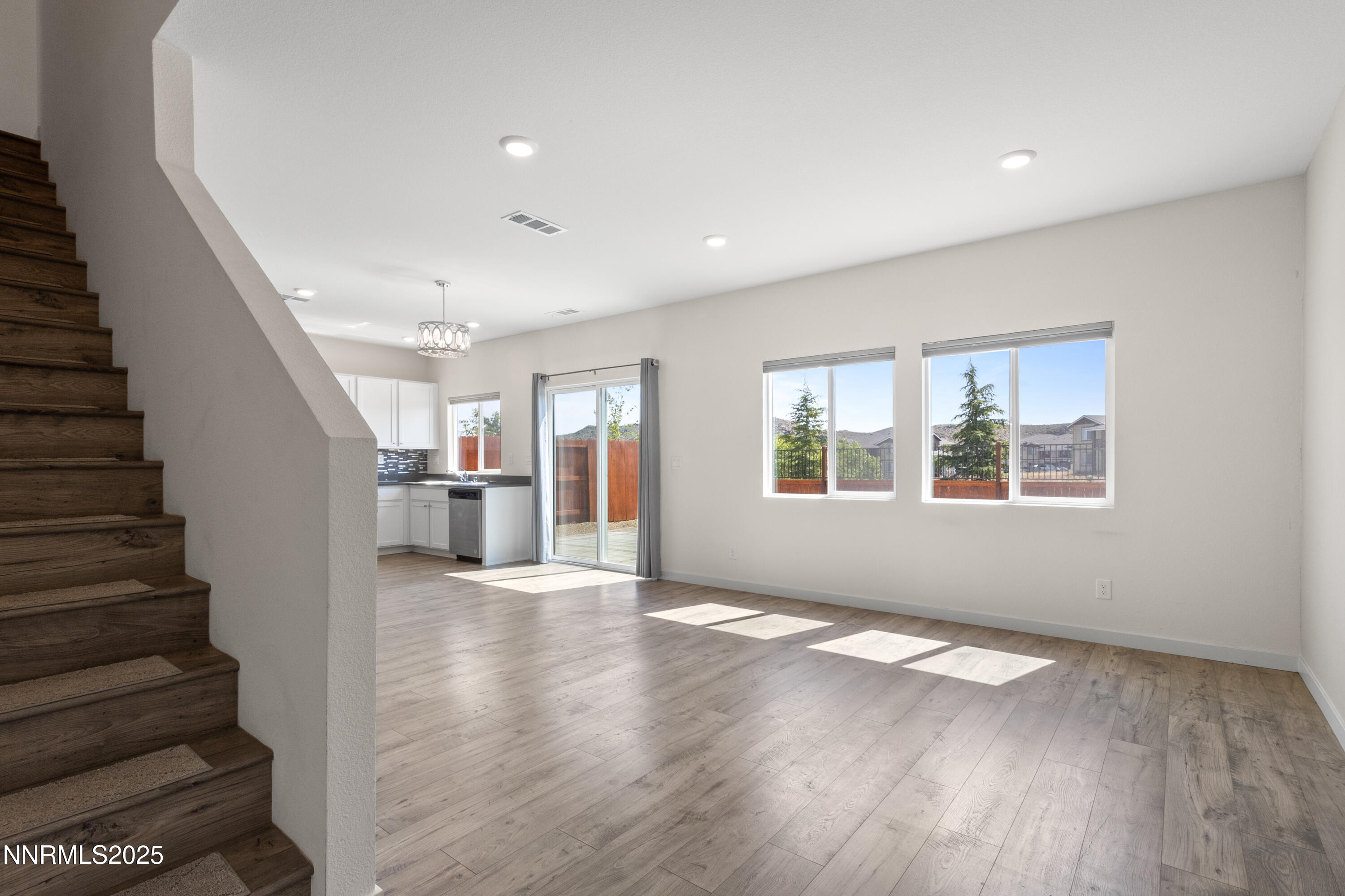 444 Antares Street Reno, NV 89506 - Photo 6 of 35 8L6A2262