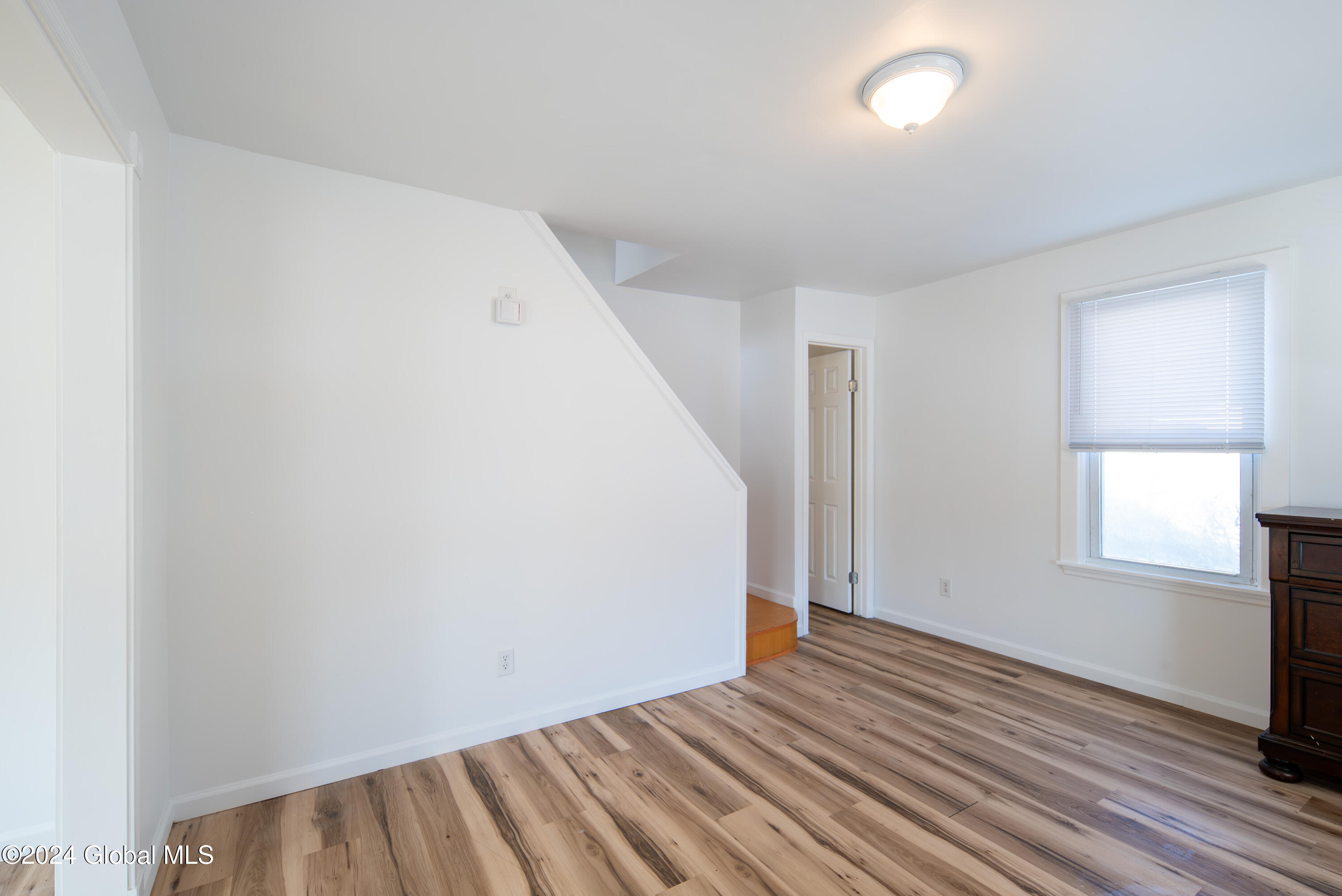14 Vly Road Colonie, NY 12205 - Photo 11 of 61 011