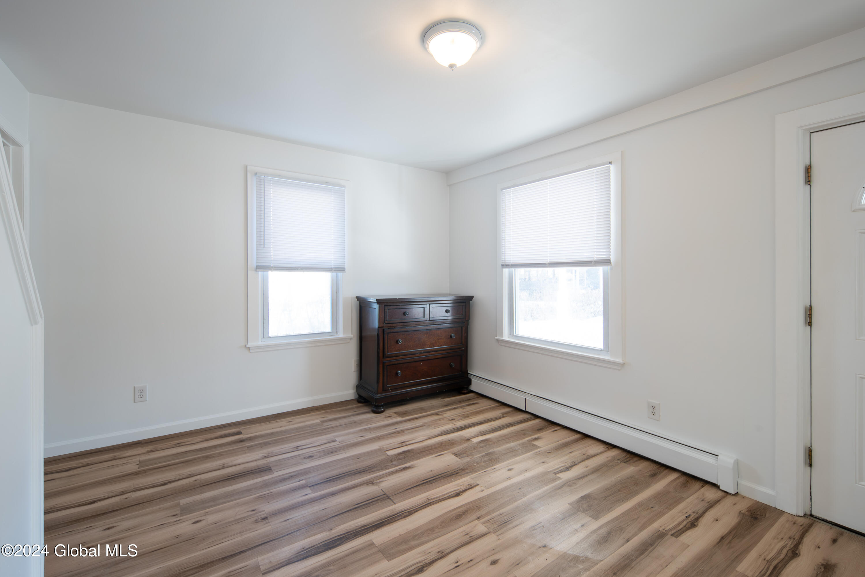 14 Vly Road Colonie, NY 12205 - Photo 10 of 61 010