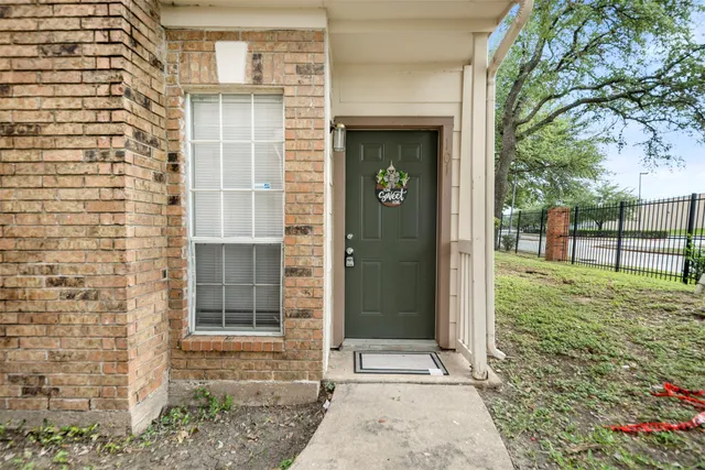 $149,980 | 2626 Holly Hall Street, Unit 101, Houston, TX 77054