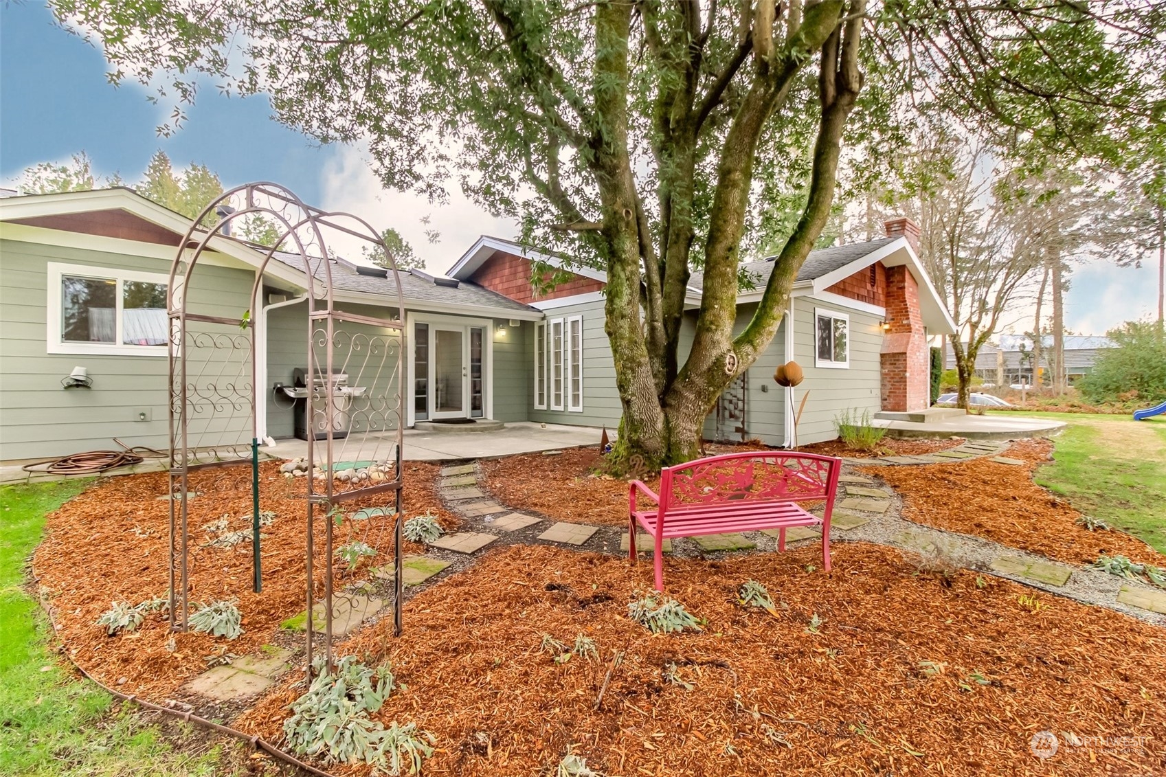 16626 Southeast 136th Street Renton, WA 98059 - Photo 34 of 37 Gallery Image 34