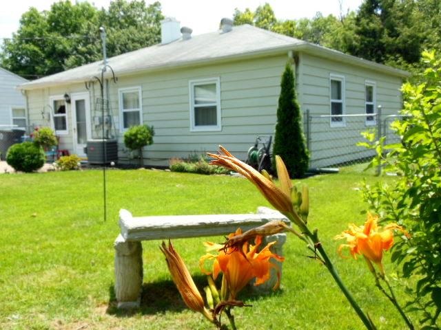 433 Sheridan Road Evansville, IN 47710 - Photo 3 of 23 Gallery Image 3