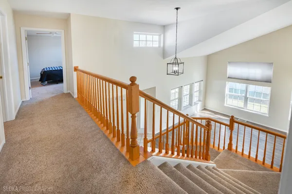 $400,000 | 735 Nashua Court, Crystal Lake, IL 60012