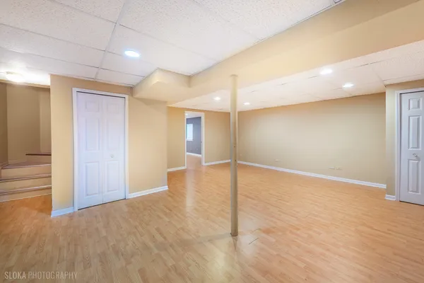 $400,000 | 735 Nashua Court, Crystal Lake, IL 60012