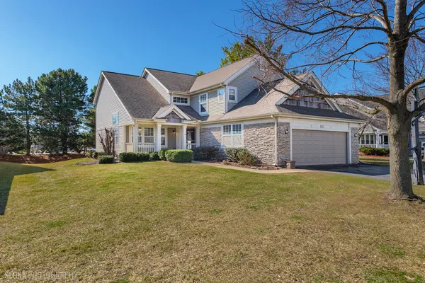 $400,000 | 735 Nashua Court, Crystal Lake, IL 60012