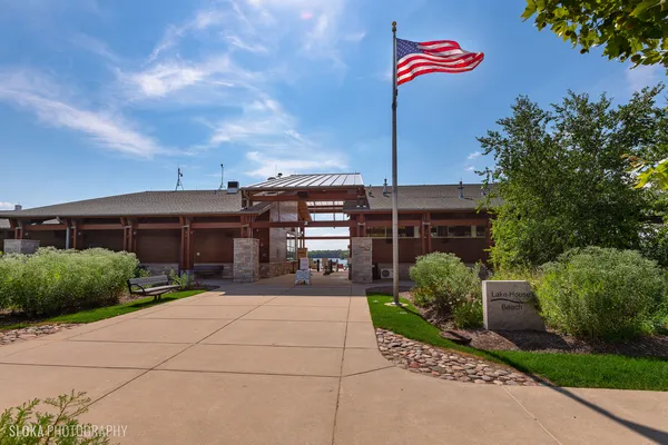 $400,000 | 735 Nashua Court, Crystal Lake, IL 60012