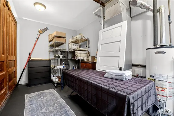 $1,600 | 1010 Allen Avenue, Unit REAR/CARRIAGE HOUSE, St. Louis, MO 63104