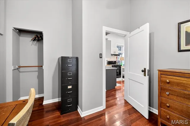 $1,800 | 1010 Allen Avenue, Unit REAR/CARRIAGE HOUSE, St. Louis, MO 63104