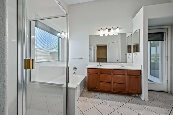 $2,150 | 8205 South 45th Lane, Laveen, AZ 85339