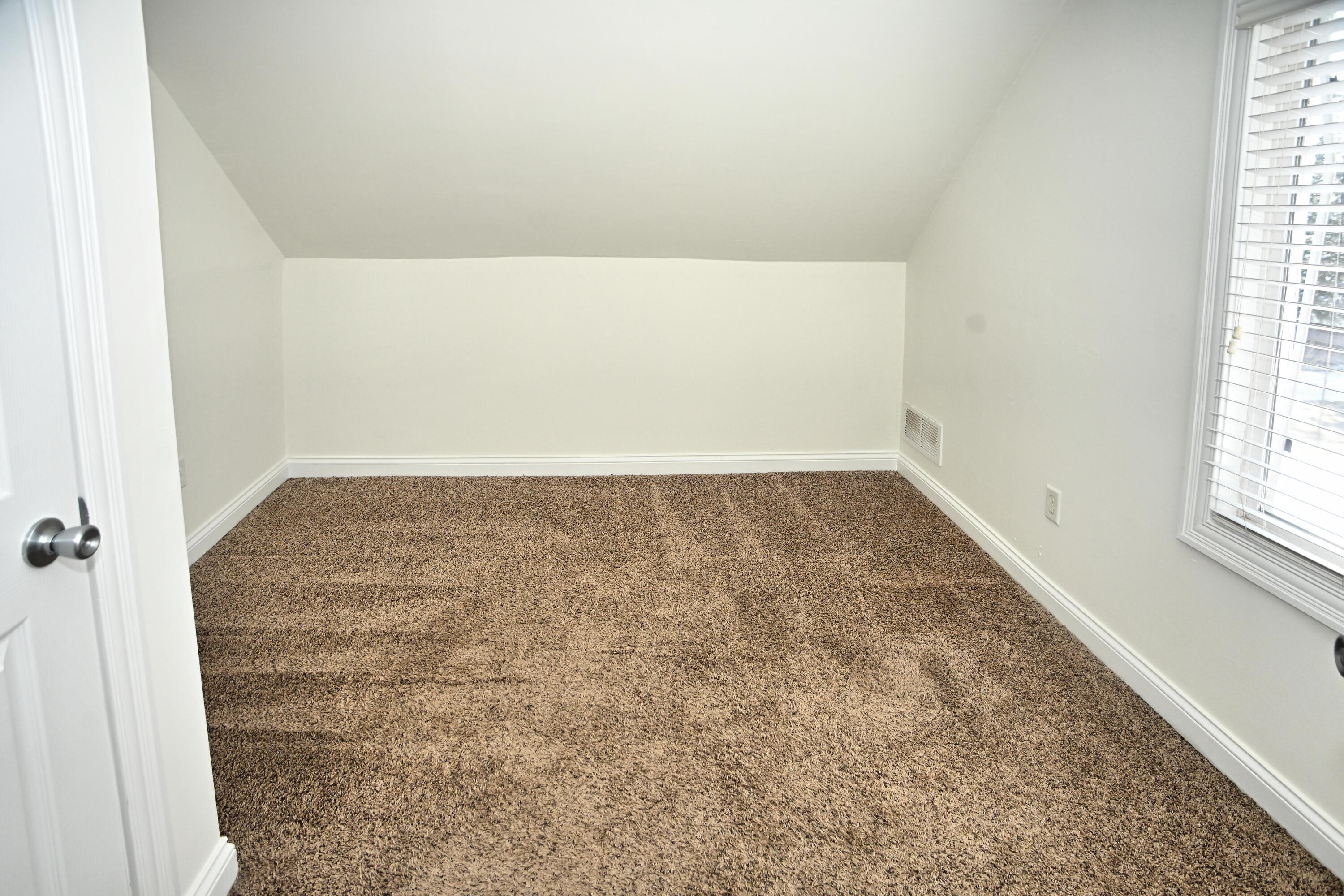 522 South Calumet Road Chesterton, IN 46304 - Photo 19 of 27 3000x2000