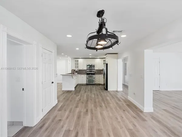 $3,900 | Coral Manor, Deerfield Beach, FL 33441