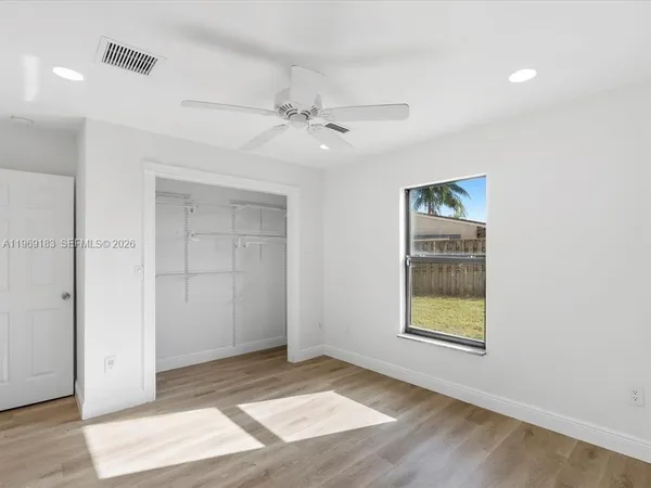 $3,900 | Coral Manor, Deerfield Beach, FL 33441