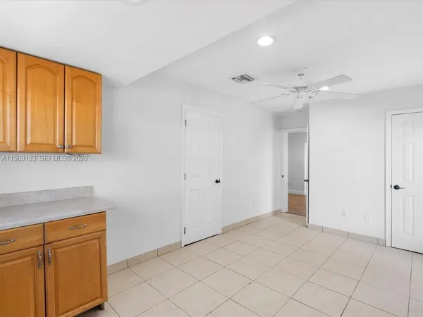 $3,900 | Coral Manor, Deerfield Beach, FL 33441