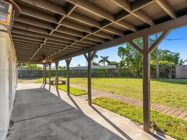 $3,900 | Coral Manor, Deerfield Beach, FL 33441