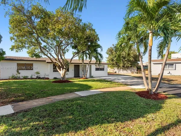 $3,900 | Coral Manor, Deerfield Beach, FL 33441