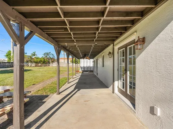 $3,900 | Coral Manor, Deerfield Beach, FL 33441