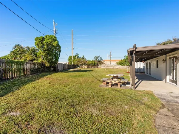 $3,900 | Coral Manor, Deerfield Beach, FL 33441