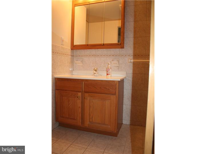466 Rively Avenue Collingdale, PA 19023 - Photo 11 of 18 Unit #1