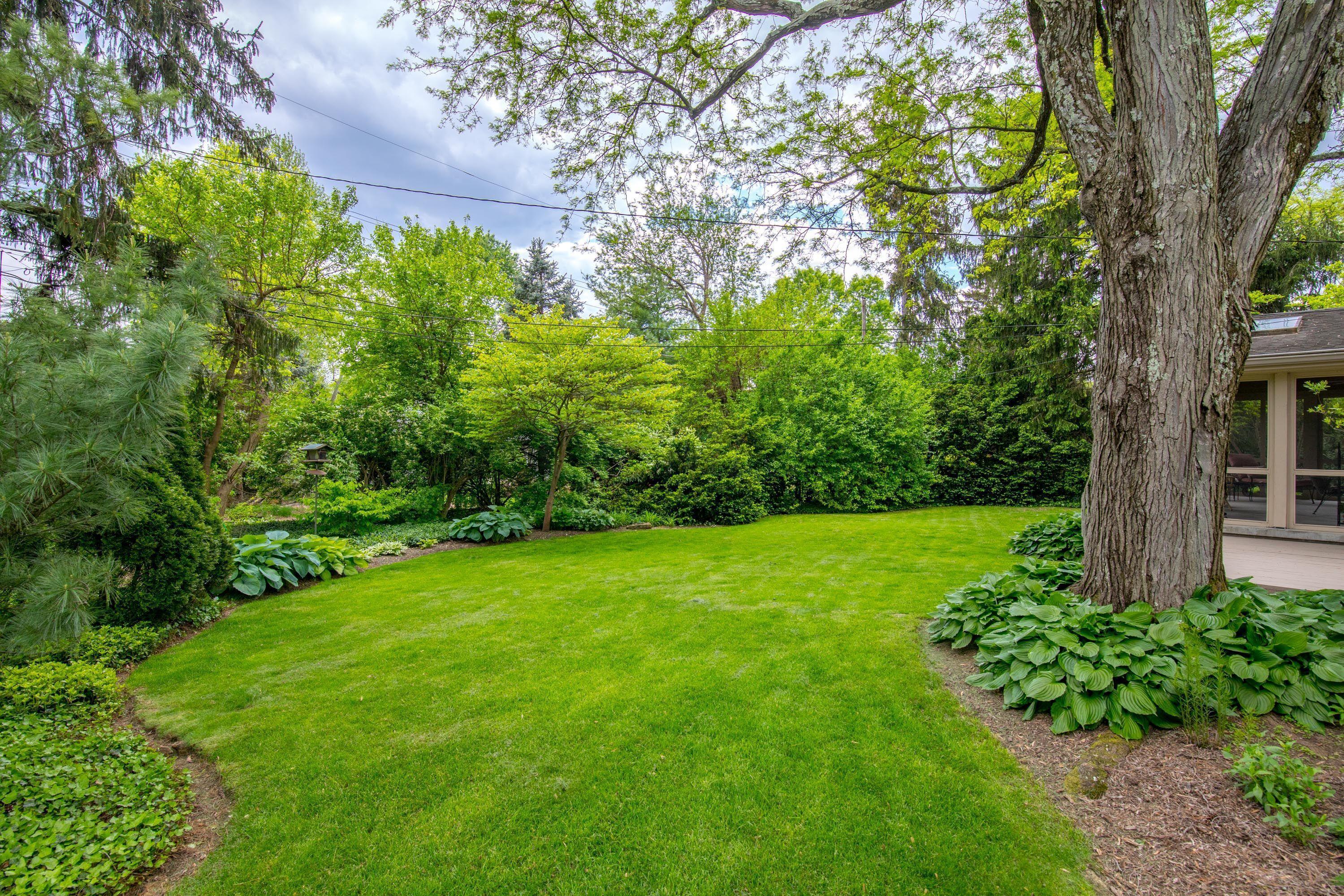 2119 Middlesex Road Columbus, OH 43220 - Photo 34 of 40