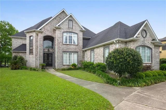 $949,000 | 235 English Turn Drive, New Orleans, LA 70131
