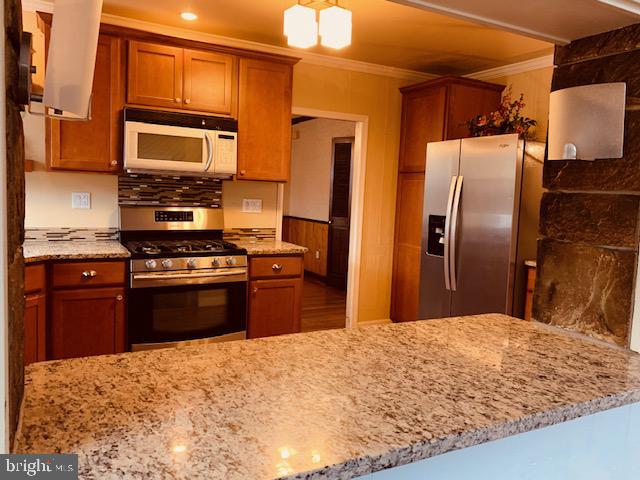 1061 Ford Road Bensalem, PA 19020 - Photo 10 of 35 Gallery Image 10