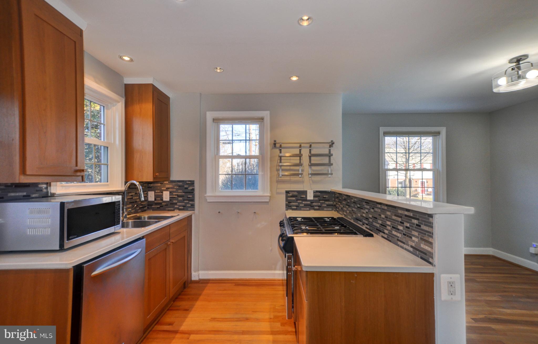 1906 Brisbane Street Silver Spring, MD 20902 - Photo 16 of 46 Gallery Image 16
