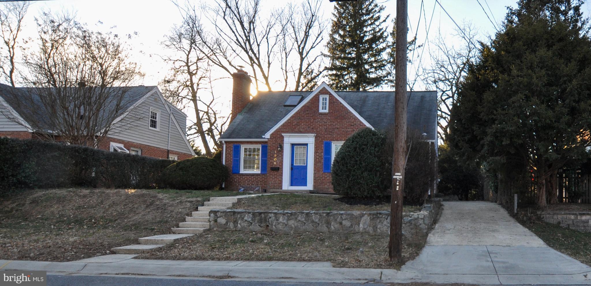 1906 Brisbane Street Silver Spring, MD 20902 - Photo 3 of 46 Gallery Image 3