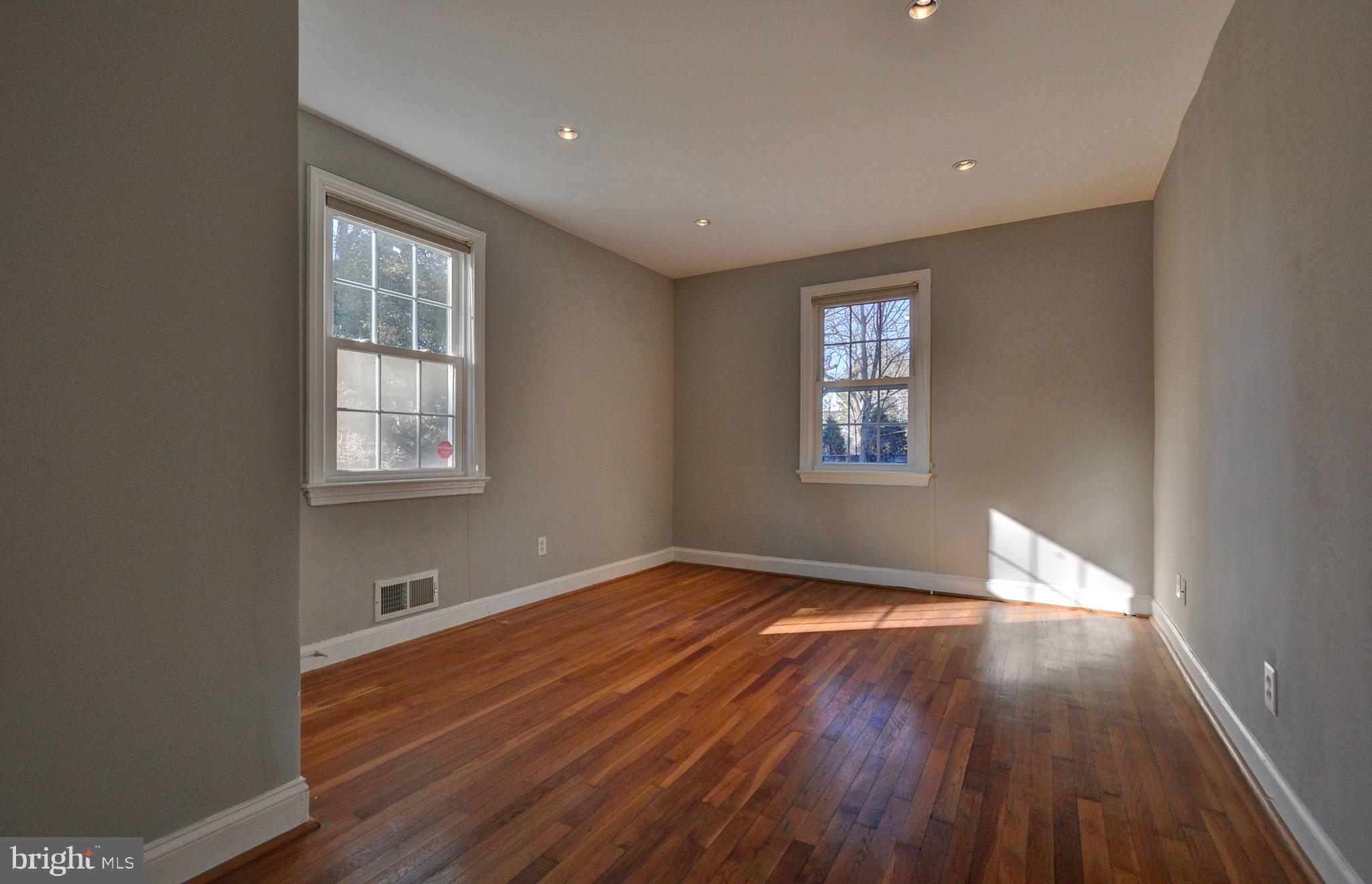 1906 Brisbane Street Silver Spring, MD 20902 - Photo 22 of 46 Gallery Image 22