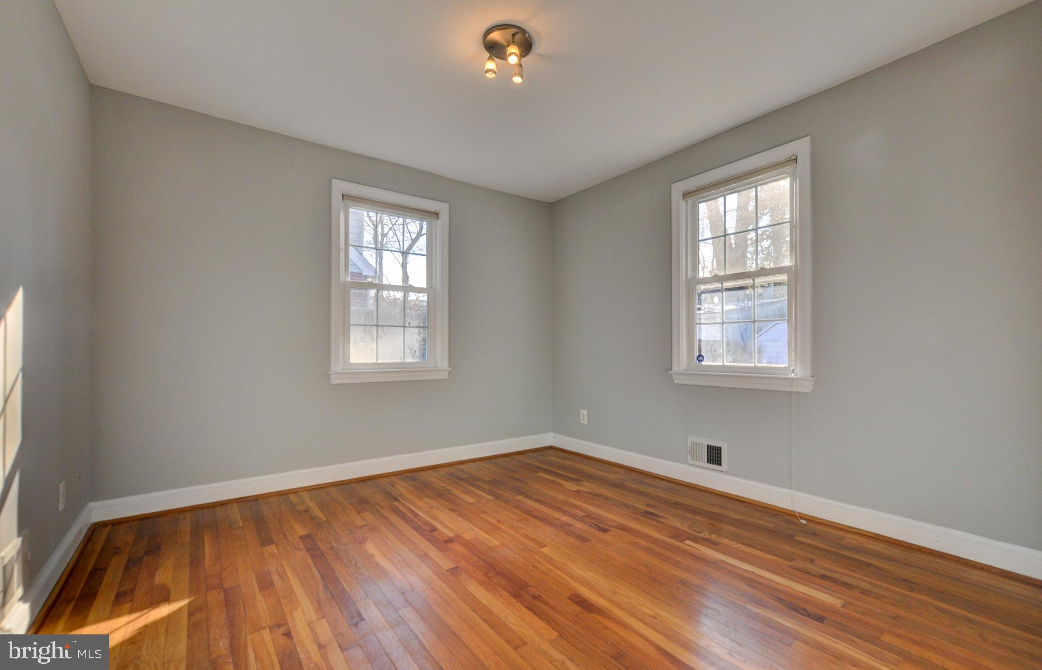 1906 Brisbane Street Silver Spring, MD 20902 - Photo 24 of 46 Gallery Image 24
