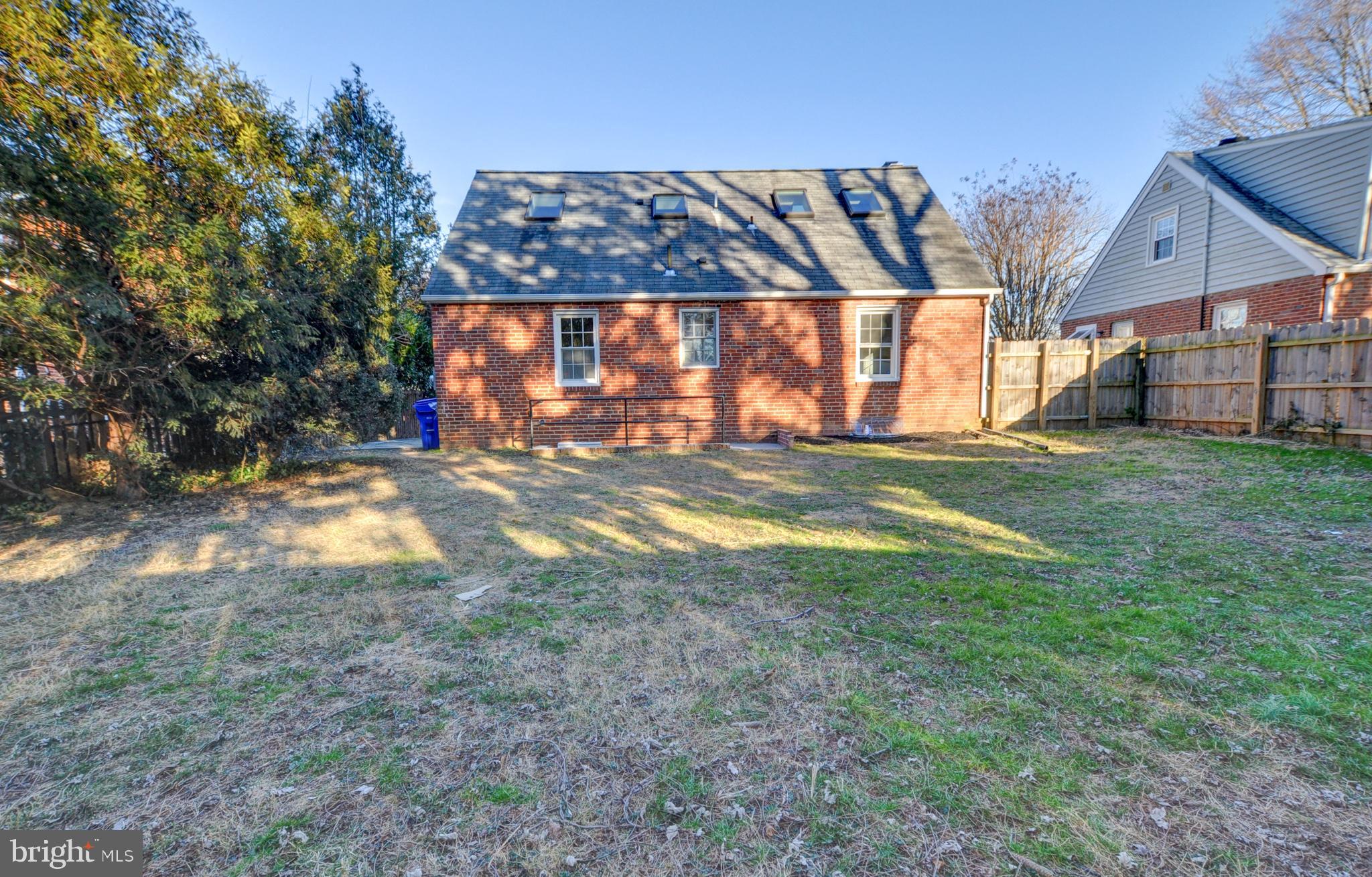 1906 Brisbane Street Silver Spring, MD 20902 - Photo 7 of 46 Gallery Image 7