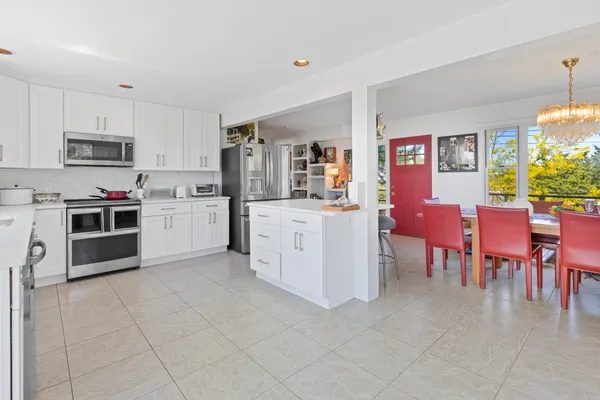 $1,295,000 | 273 Lewis Walk, Ocean Beach, NY 11770