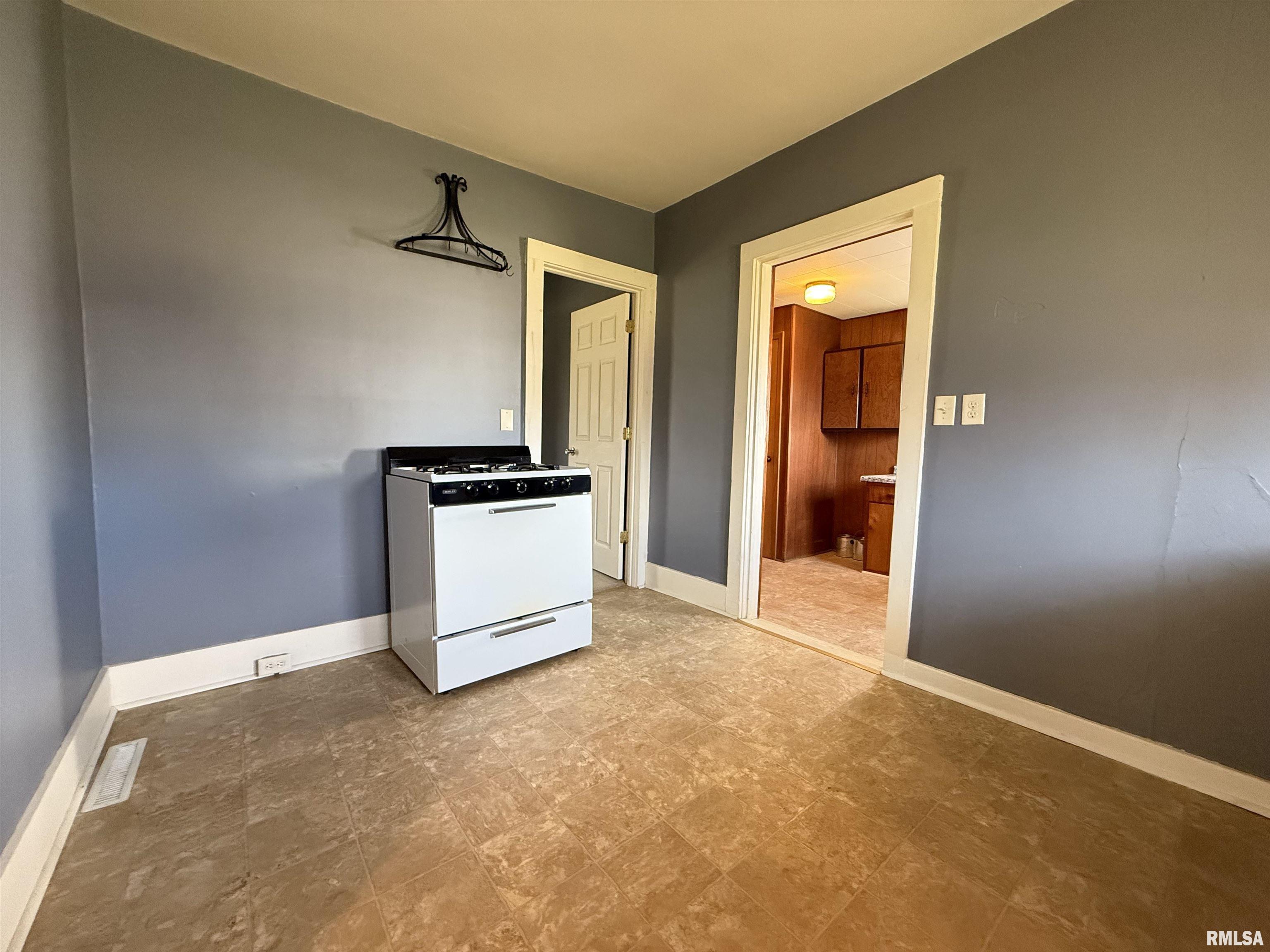 804 Prairie Avenue Kewanee, IL 61443 - Photo 16 of 20