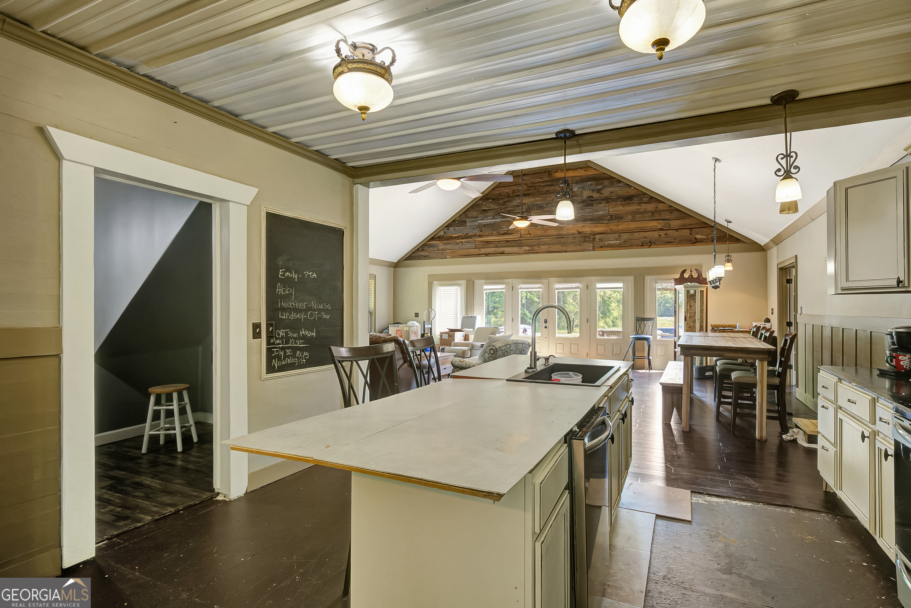 198 Matbeth Road Barnesville, GA 30204 - Photo 13 of 33