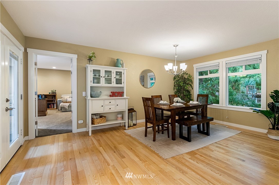4205 Ridgewood Avenue Bellingham, WA 98229 - Photo 12 of 37 Gallery Image 12
