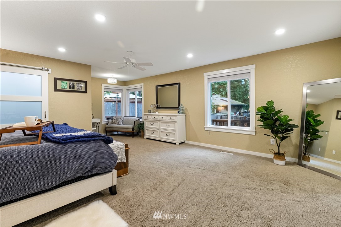4205 Ridgewood Avenue Bellingham, WA 98229 - Photo 14 of 37 Gallery Image 14